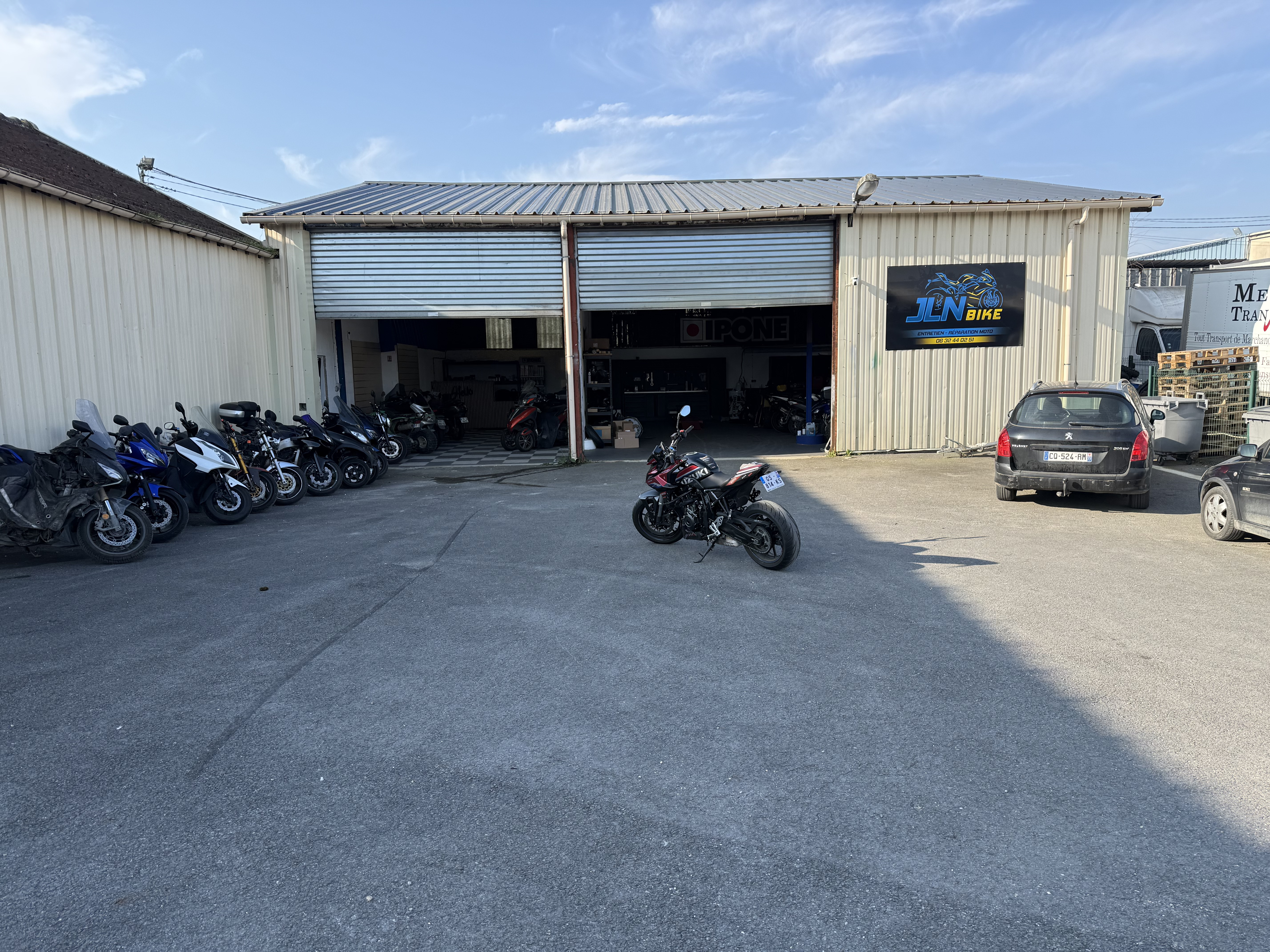 Devanture du garage JLN Bike